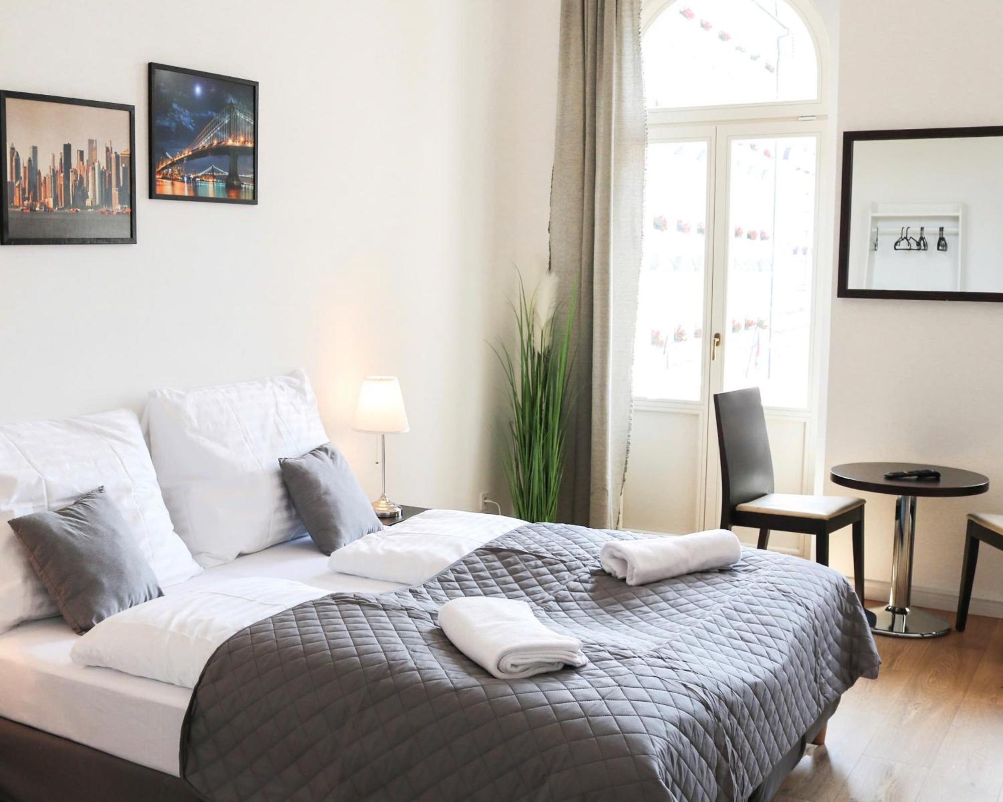 Rose Suites And Rooms 프라하 외부 사진